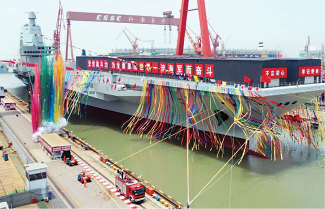 چین در دریا؛ سایه به سایه آمریکا