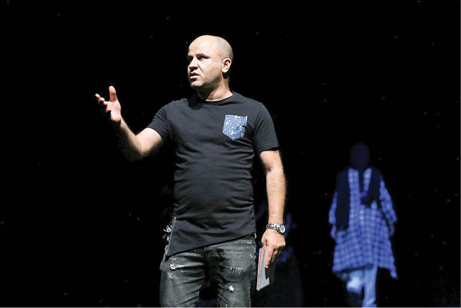 یک تجربه‌گری خودخواسته