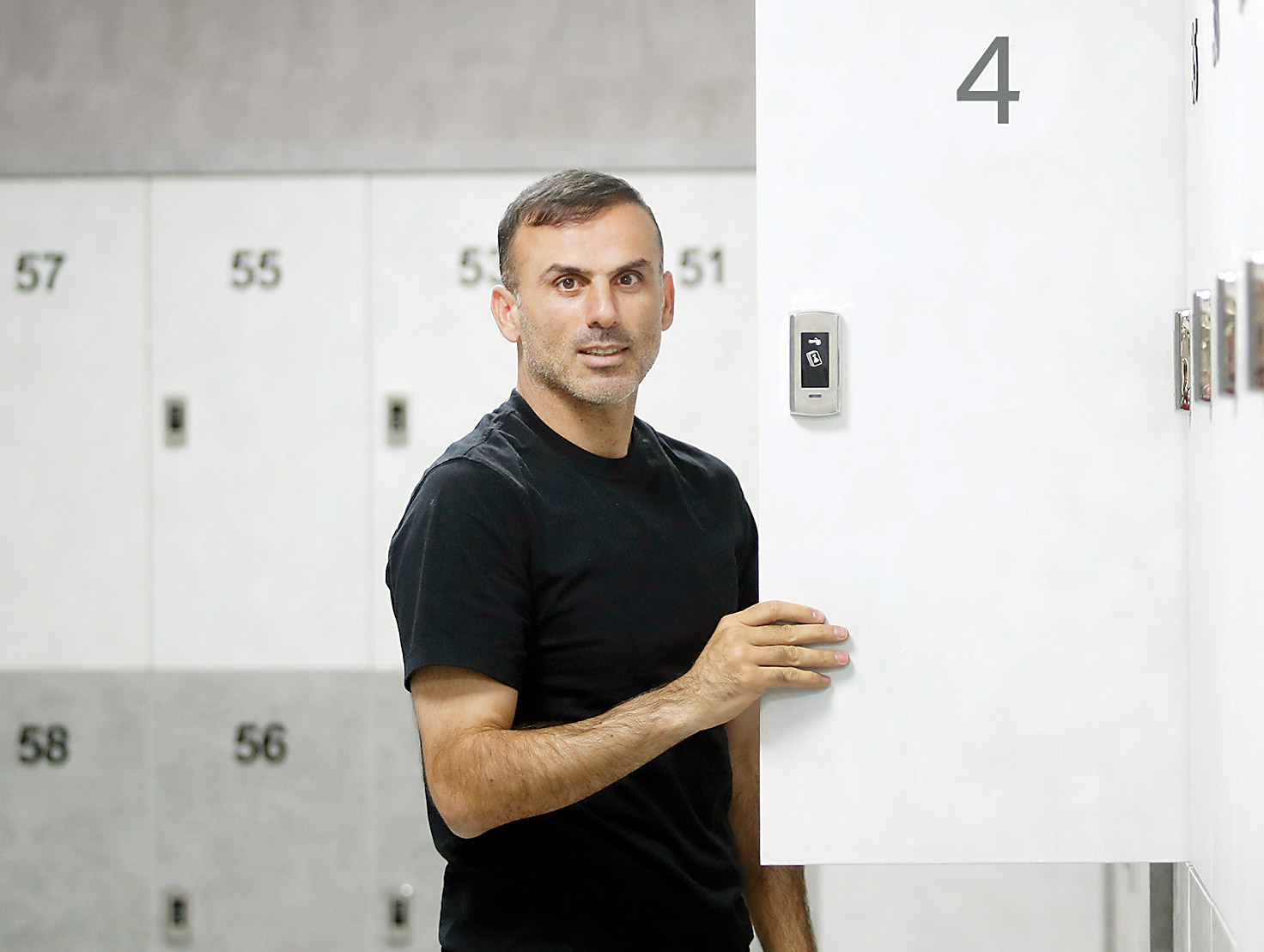 این یک دنیای دیگر است