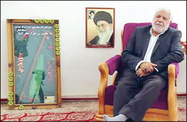 عصای چوبی؛ هدیه رهبر