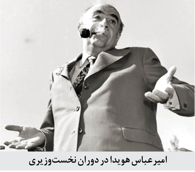 او که خود را «چاکر» می‌خواند!