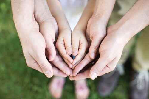 خانواده کوچک‌ترین واحد جامعه نیست!