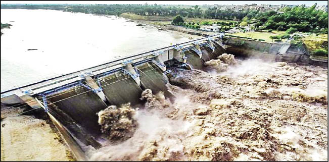 اثر سیل و باران بر ذخایر آبی سدها