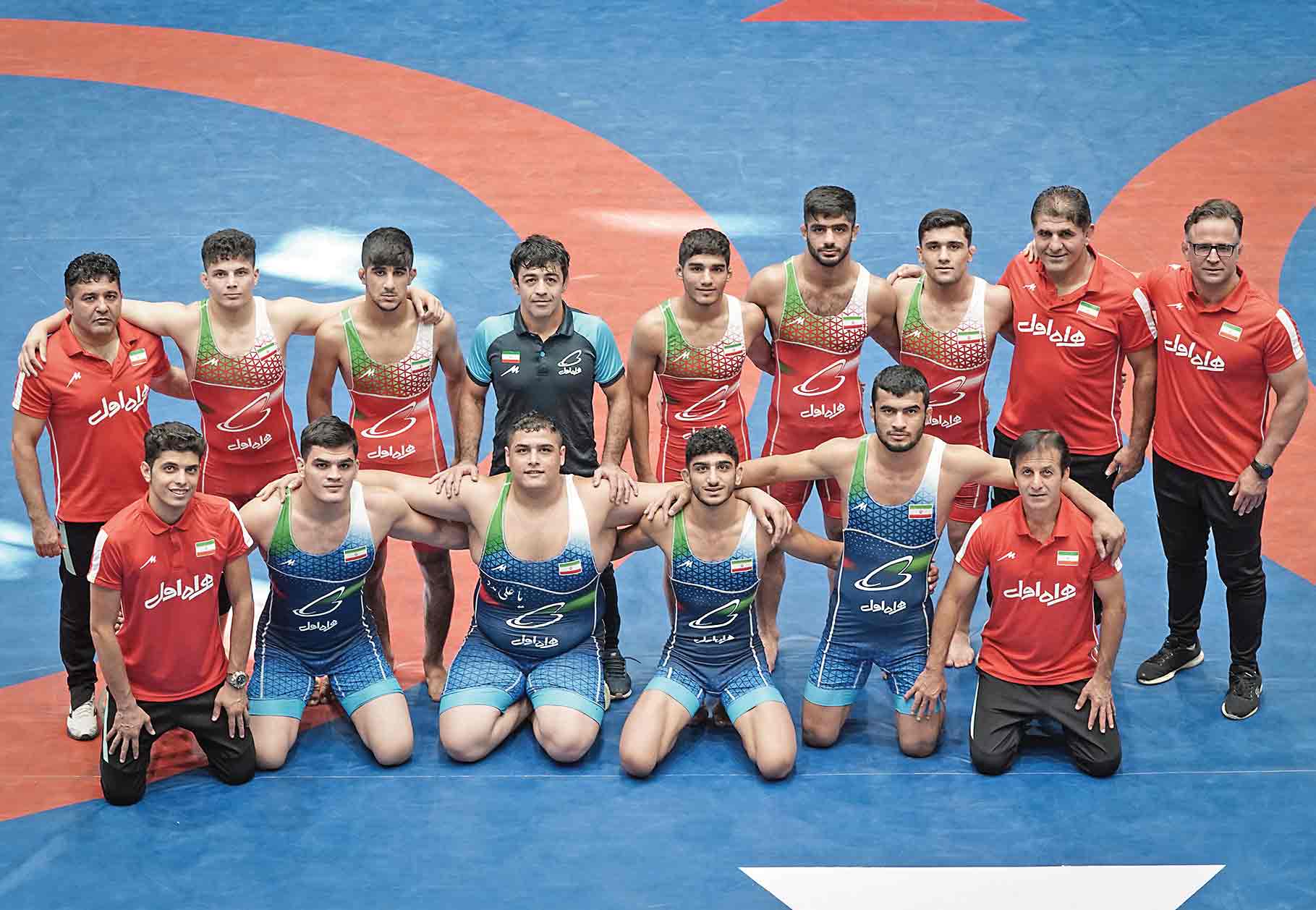 هت‌تریک درانتظارفرنگی‌کاران