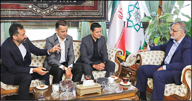 در دیدار زاکانی با 3داور بین‌المللی فوتبال کشور مطرح شد