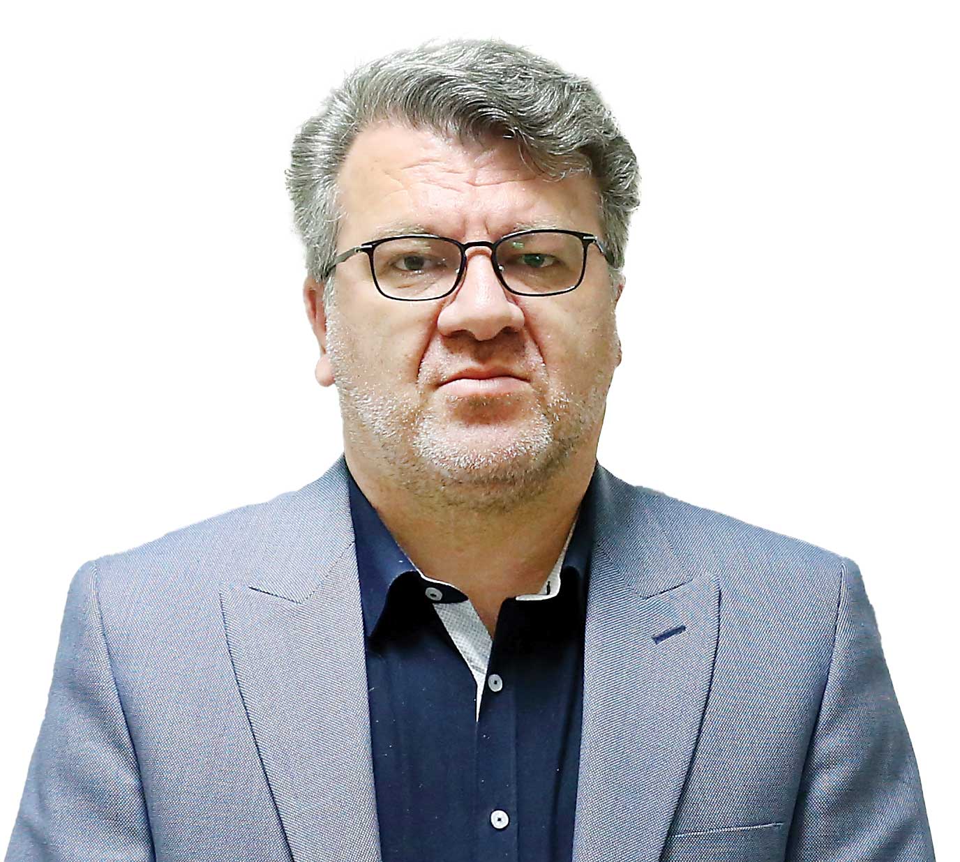 چیرگی انگیزه‌ها بر امکانات