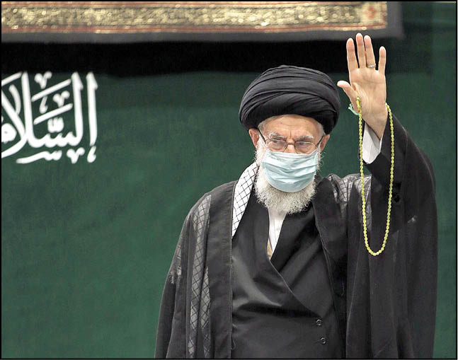 رهبرمعظم انقلاب در مراسم عزاداری دانشجویان درباره راهپیمایی اربعین عنوان کردند