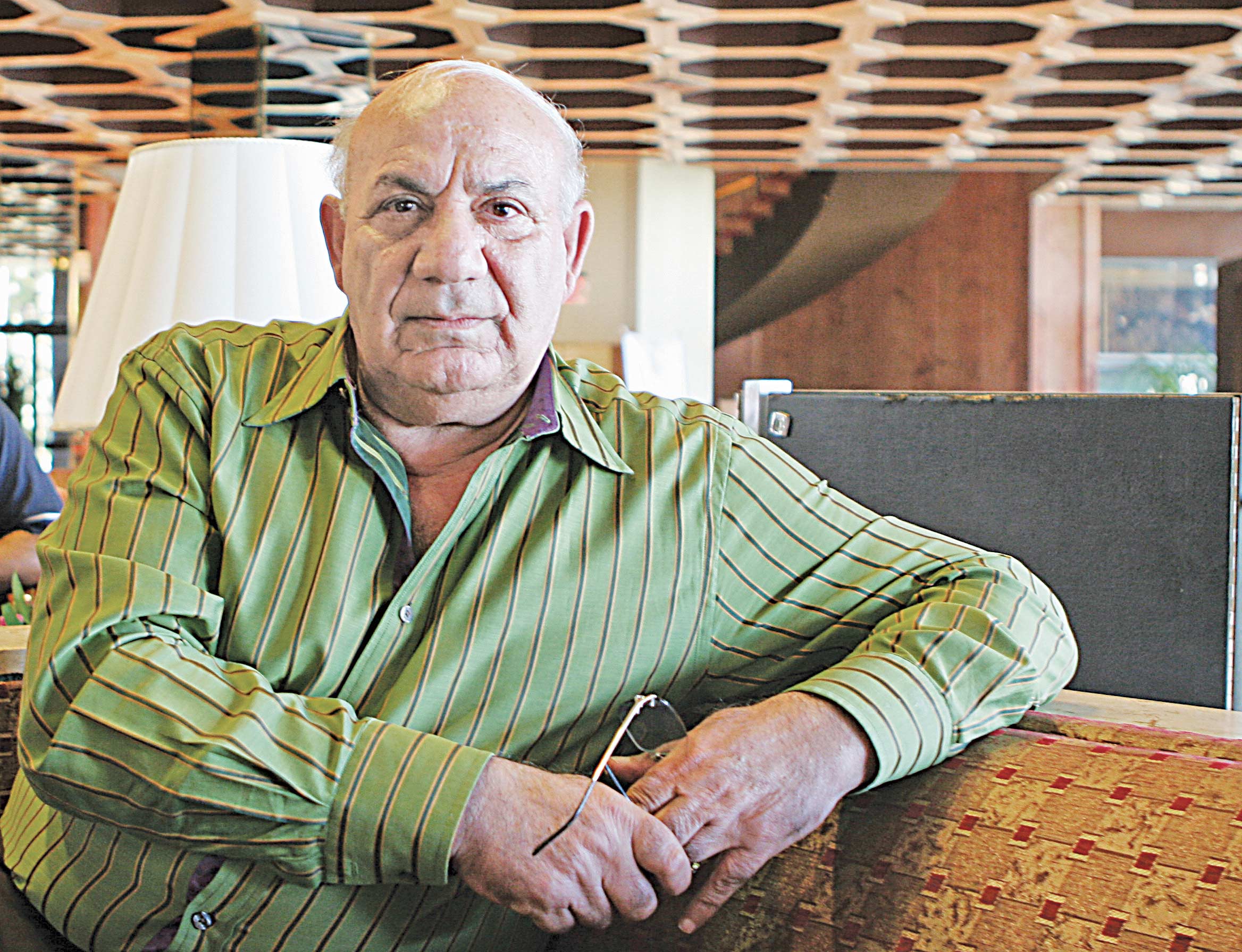 شانس صعود داریم