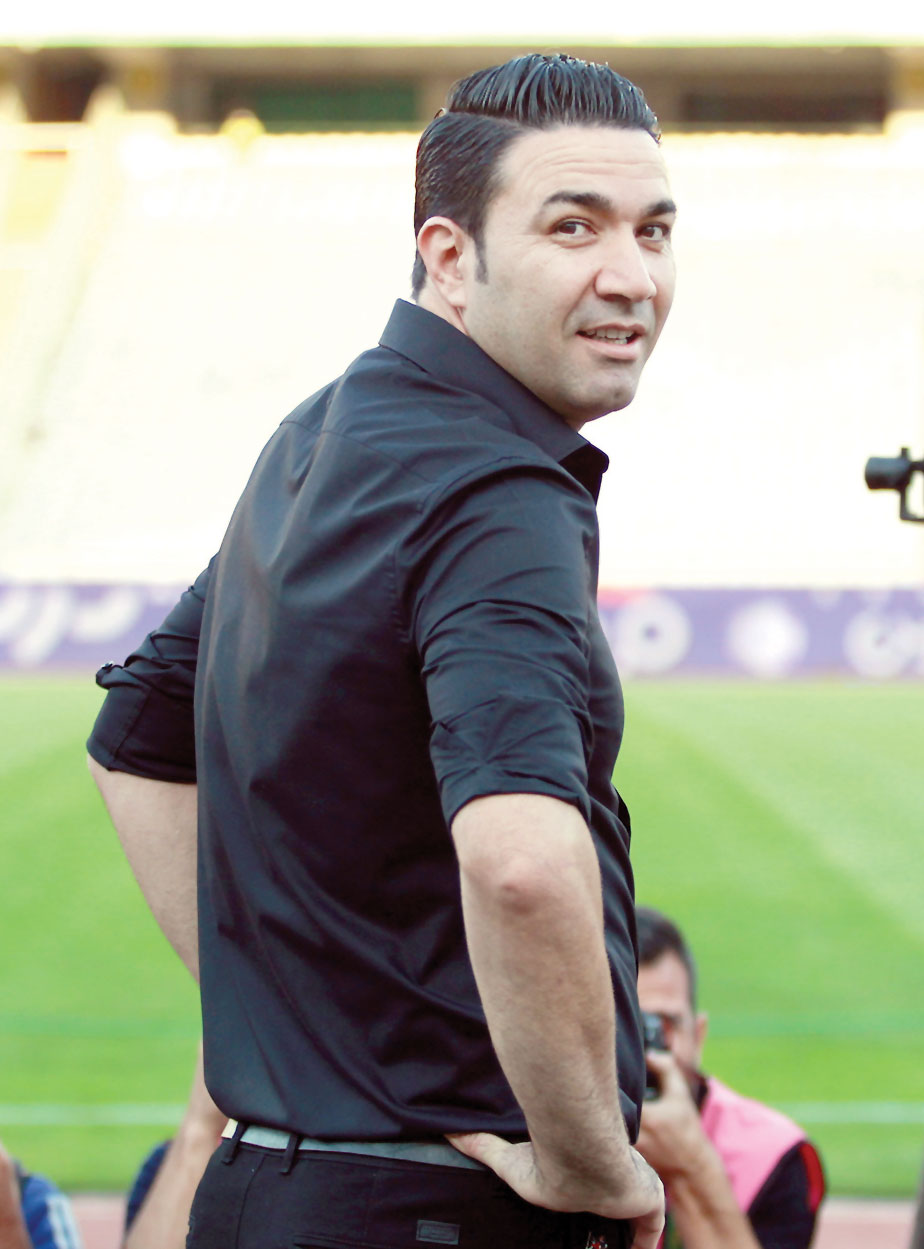 نکو پشیمان می‌شود؟