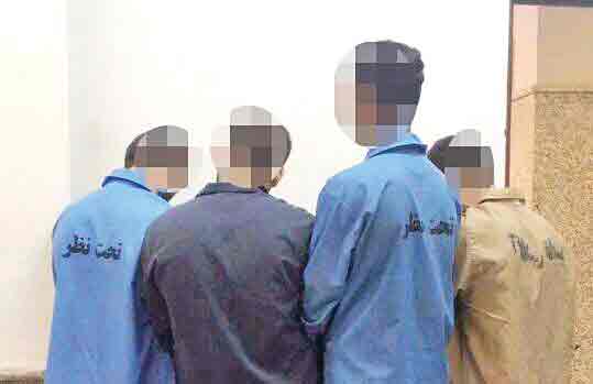 اعتراف خانواده سارق به سرقت از 30زن