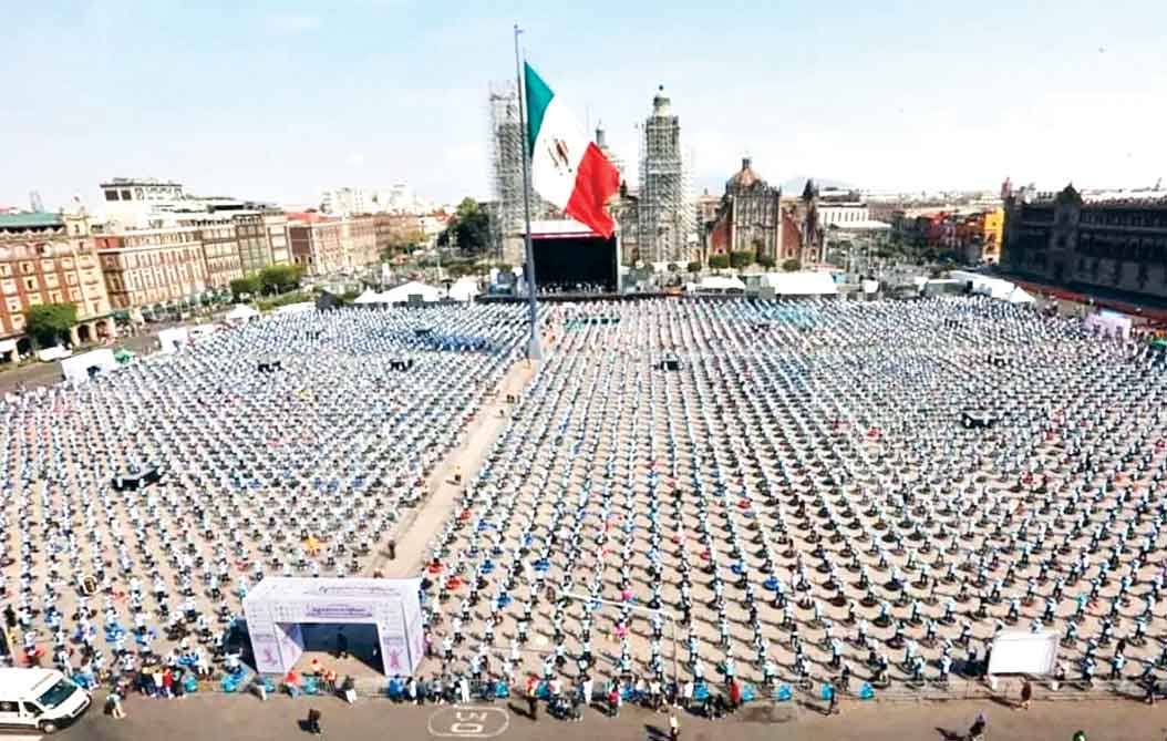 پرش 4هزار نفری