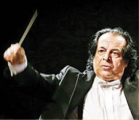 رهبری در استانبول