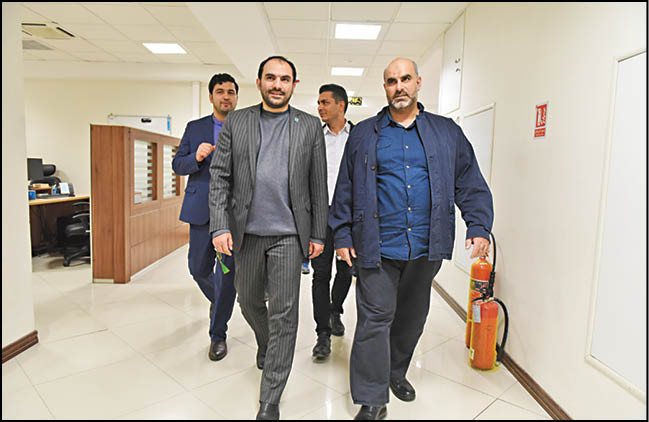 بازدید معاون شهردار از روزنامه همشهری