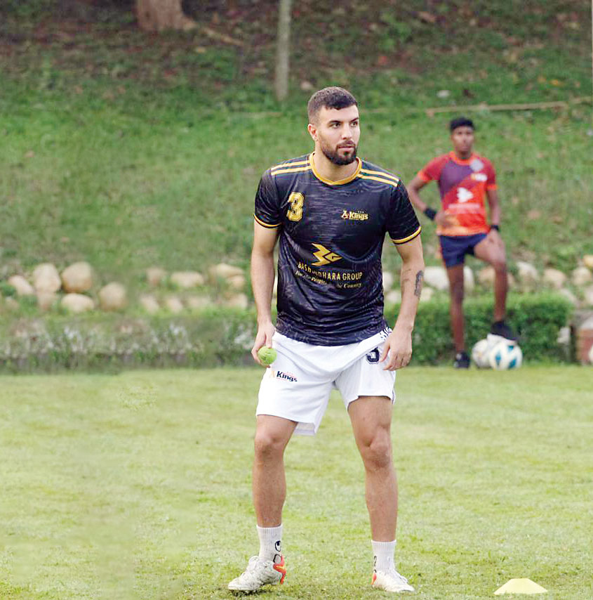 از باندبازی فرار کردم