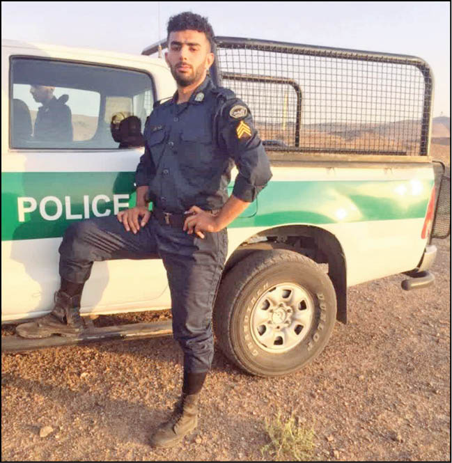 با جان و دل پای آرمان‌های نظام ماند