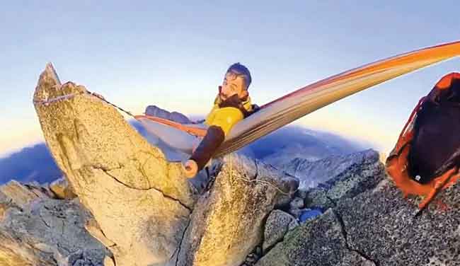 خواب راحت بین 2 قله