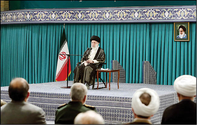 رهبرمعظم انقلاب در دیدار دست‌اندرکاران برگزاری کنگره شهدای قم: