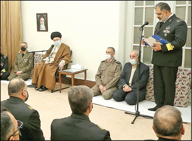 فرمانده معظم کل قوا در دیدار فرماندهان نداجا: