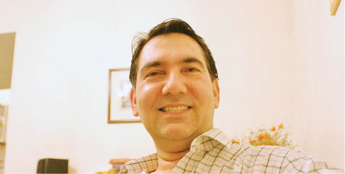 فراتر از یک عکاس خبری