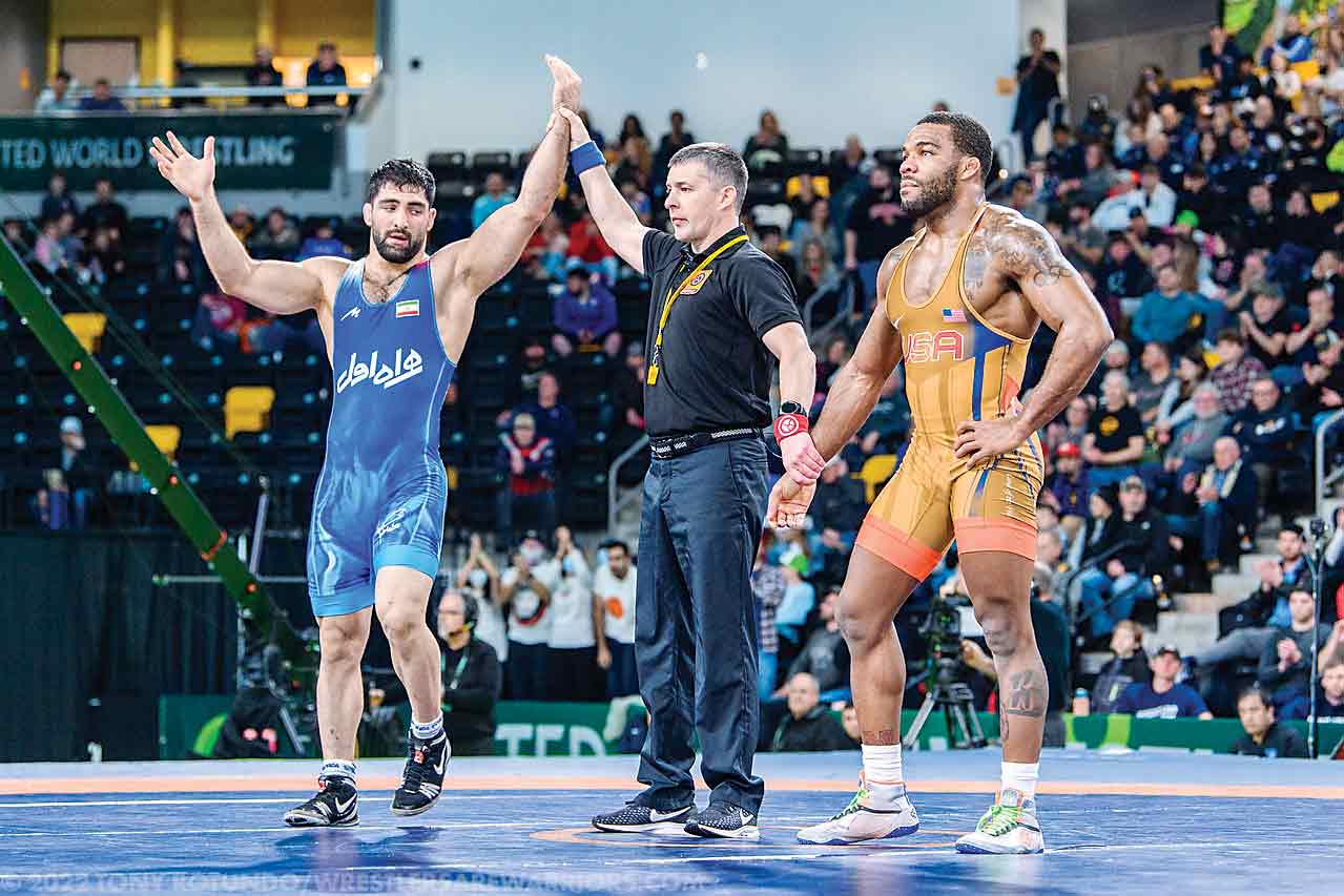 طلسم‌شکنی در روز شکست