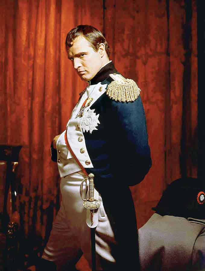 رفتار شخصی بازیگران که به سود استودیوها لطمه بزند برایشان دردسرساز خواهد بود