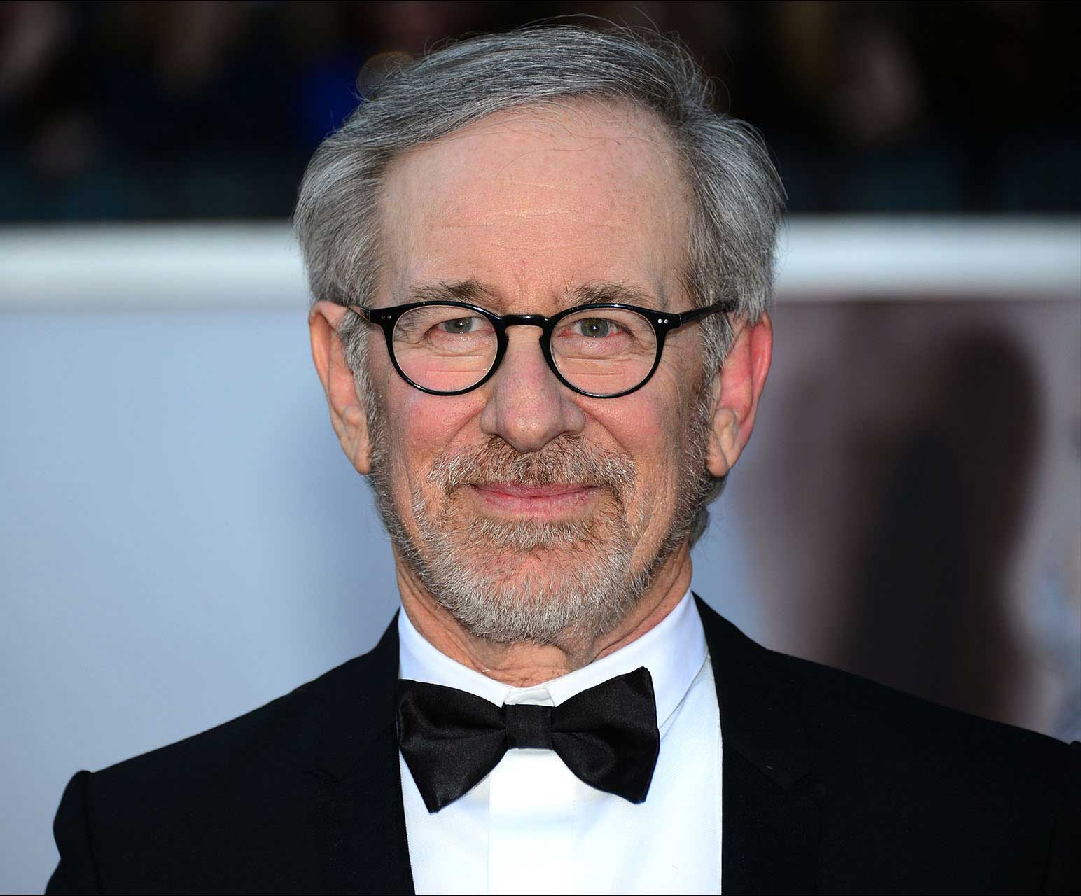 درخشش اسپیلبرگ، ناکامی جیمز کامرون