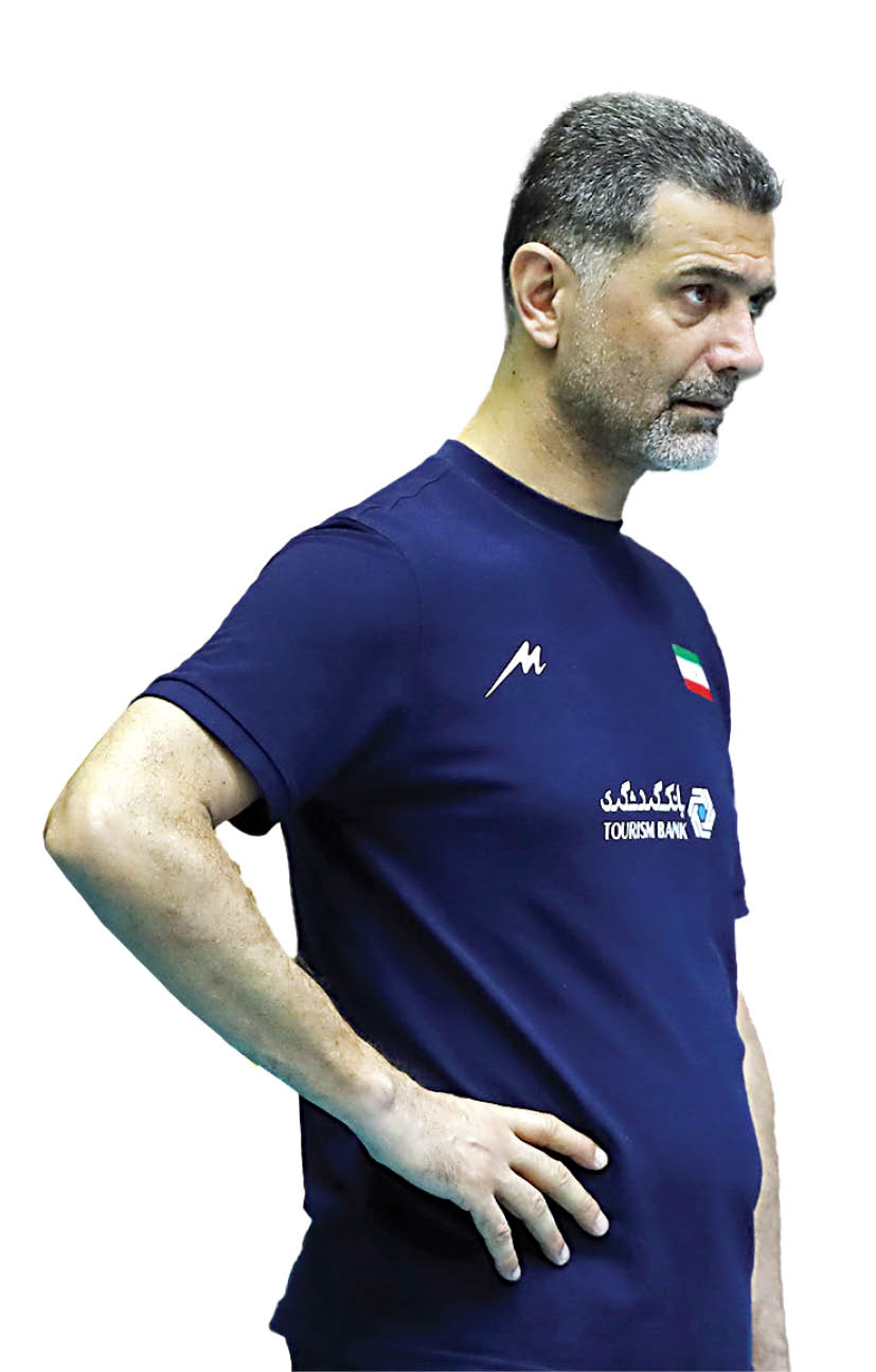 اخراج در حمایت از عطایی؟