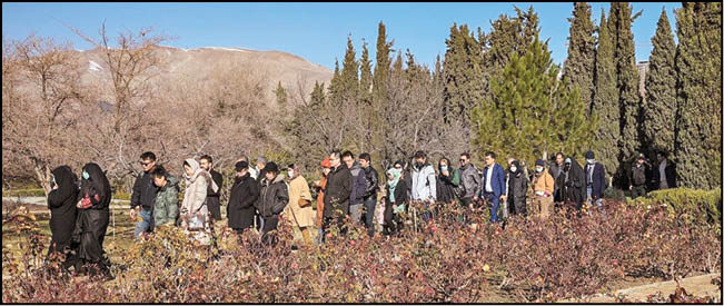 دیپلمات‌هابه غرب تهران می‌روند