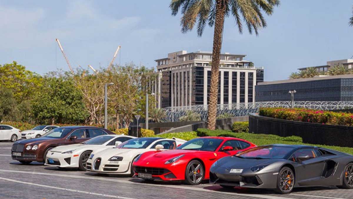 قیمت خودرو‌های وارداتی در بازار منطقه