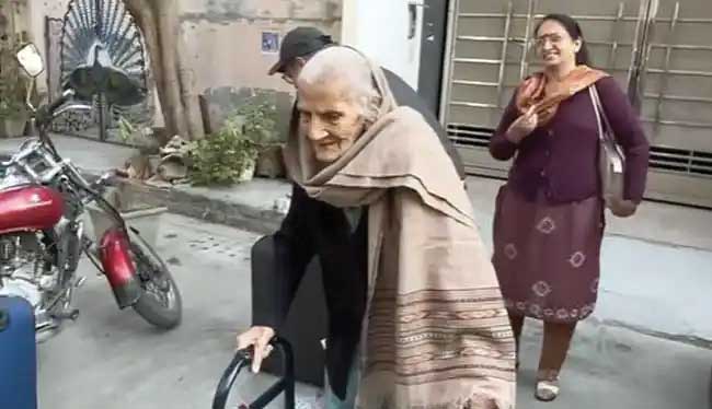 اولین پرواز مادربزرگ مهربان