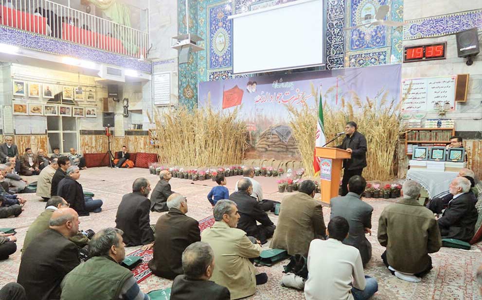 نویسندگان صاحب‌نامی اینجا تربیت شده‌اند