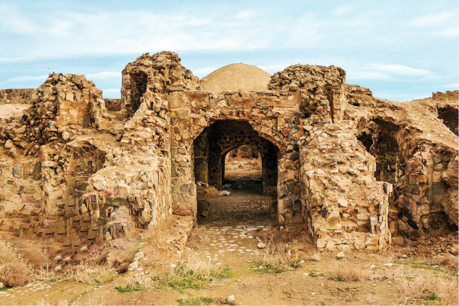 کاروانسرای تاریخی رباط قره بیل