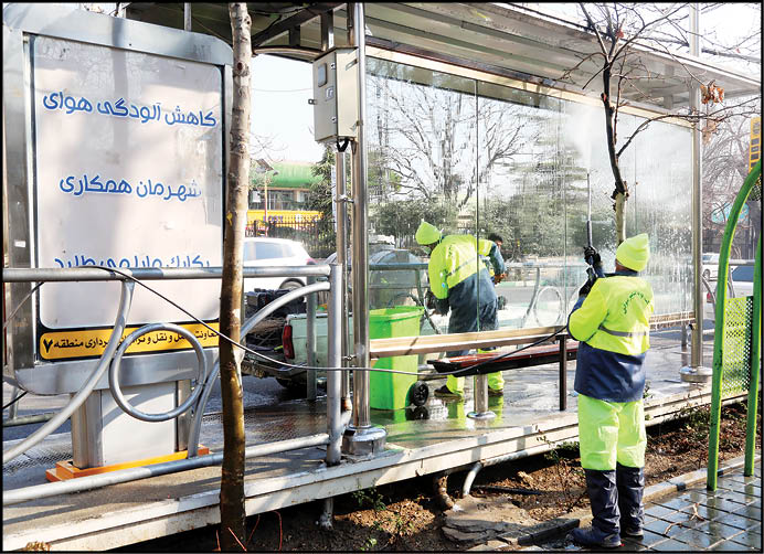 پاکسازی بیش از ۱۸ میلیون مترمربع المان شهری در منطقه۱۴