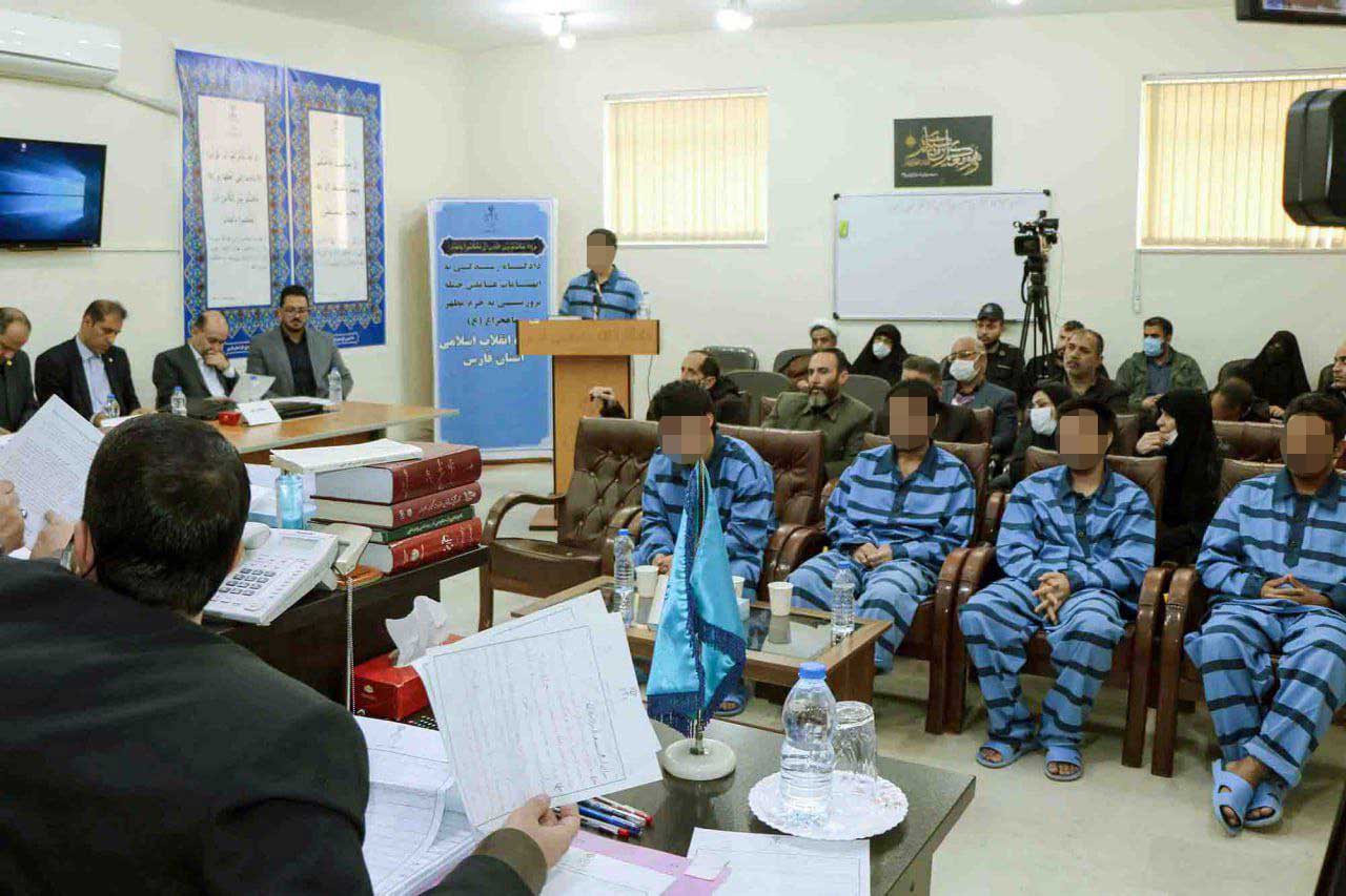 عاملان پشتیبان عملیات تروریستی شیراز در دادگاه انقلاب محاکمه شدند