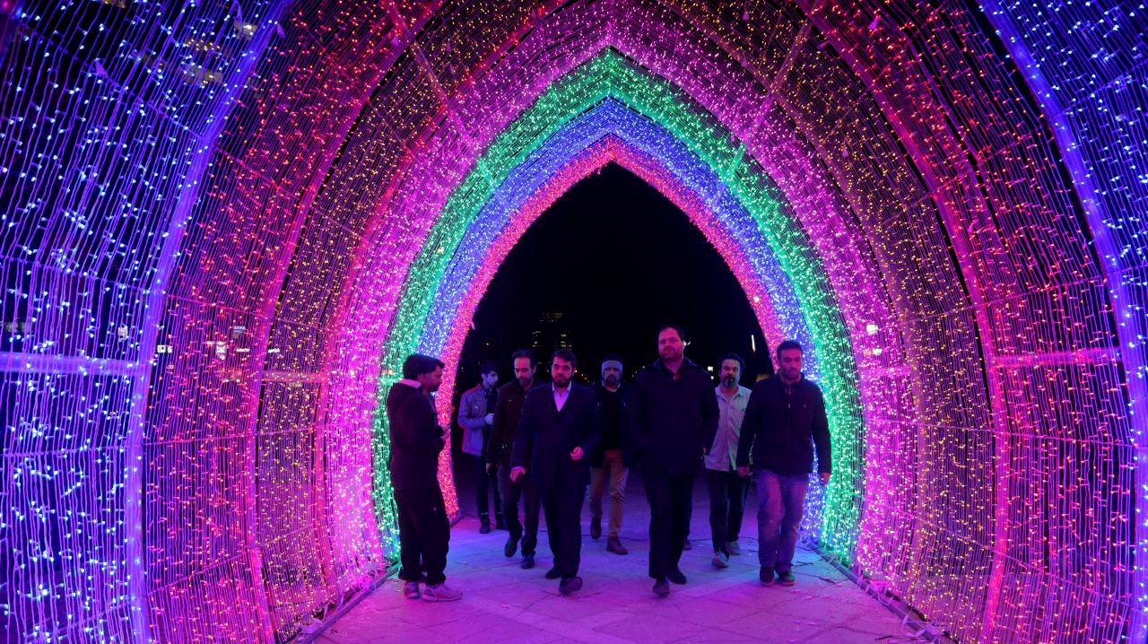 پایتخت غرق در نور