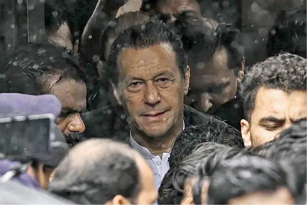 ناکامی پلیس در دستگیری عمران خان