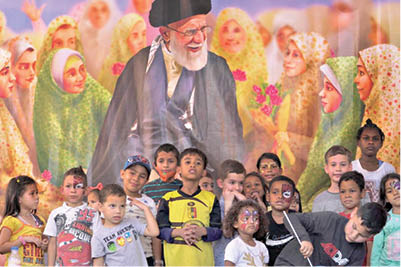 همخوانی سرود «سلام یا مهدی» به زبان اسپانیولی در ونزوئلا