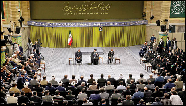 غربی‌ها اساسا دشمن حقوق بشر هستند