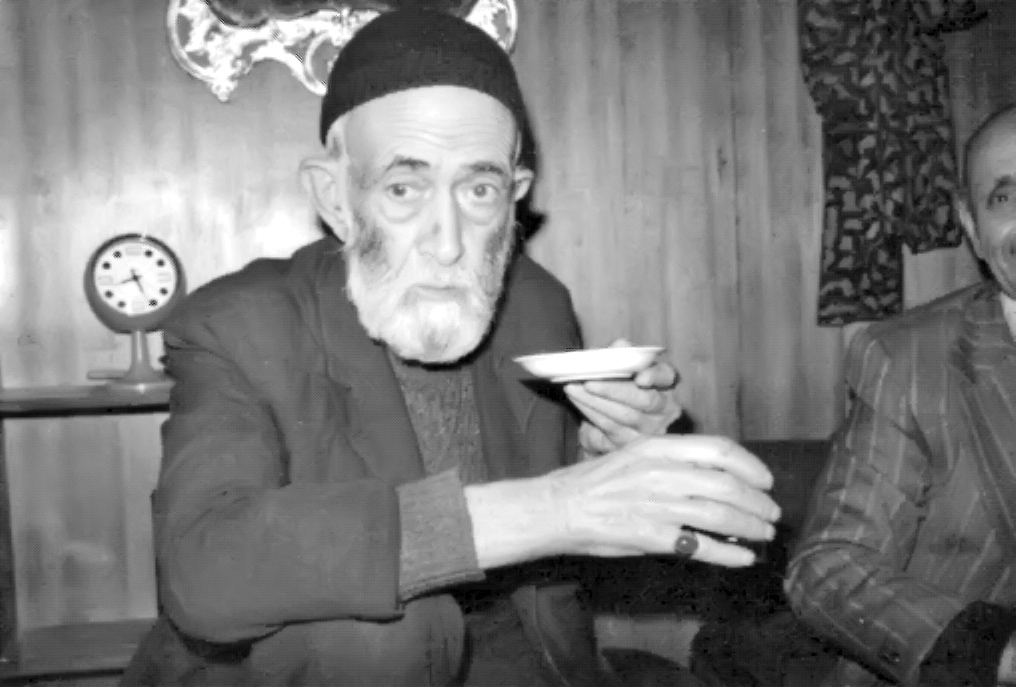 حاج‌مرشد‌چلویی، منشی چون عارفان داشت