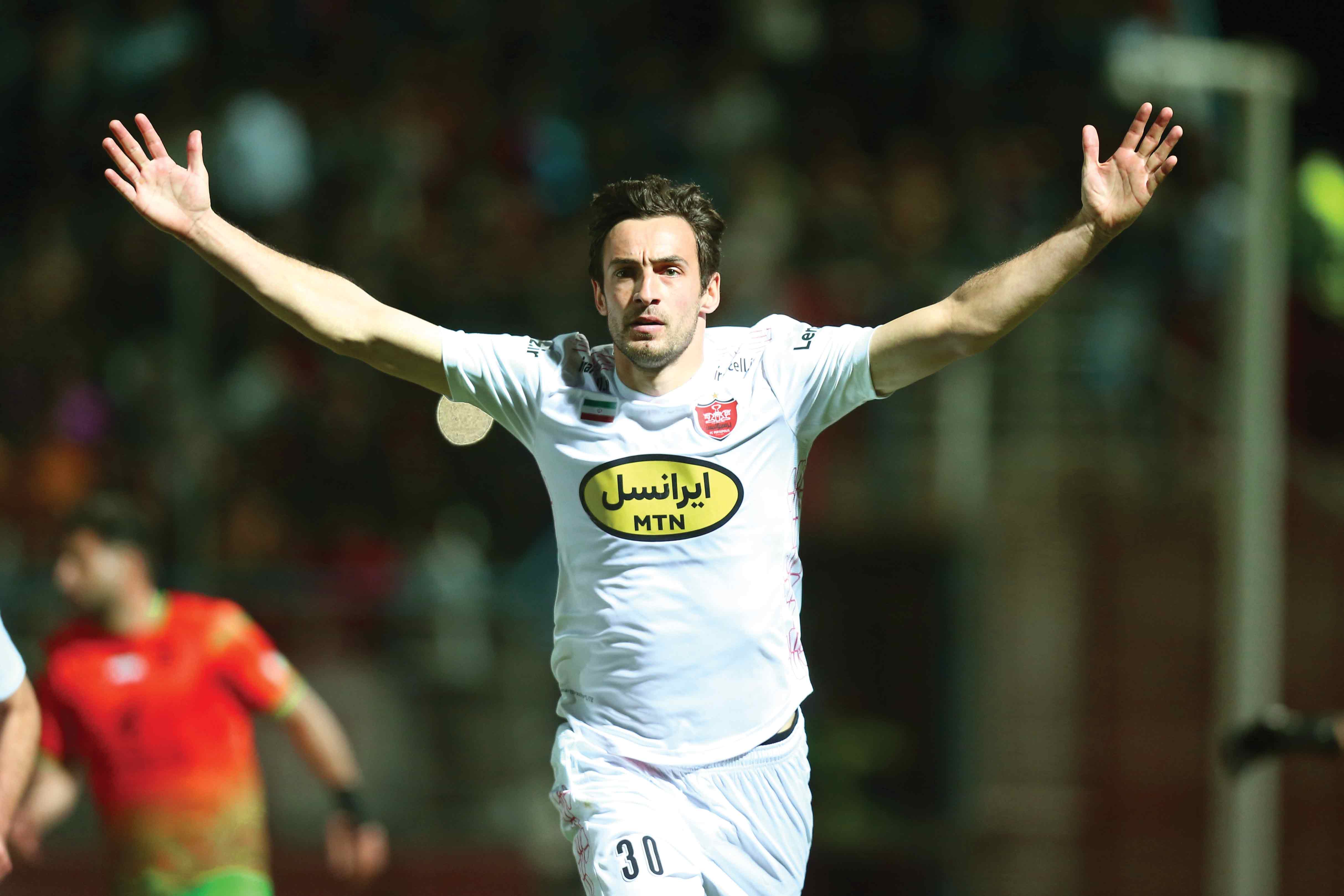 هر 3تیم به یک اندازه شانس دارند