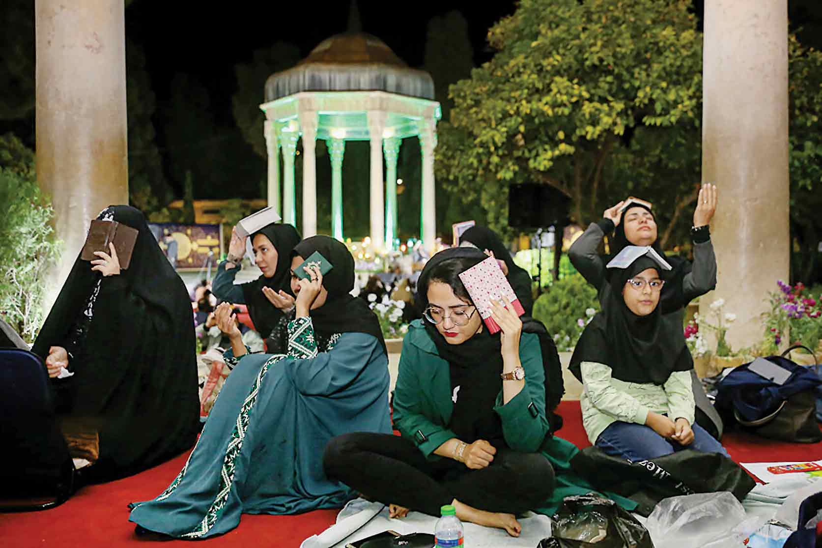 شب قدر یعنی فرصت بهبود زندگی