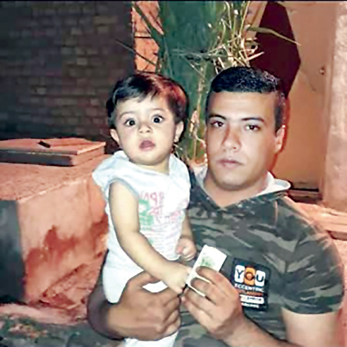 بی‌قراری وفا‌ کوچولو برای آزادی پدرش