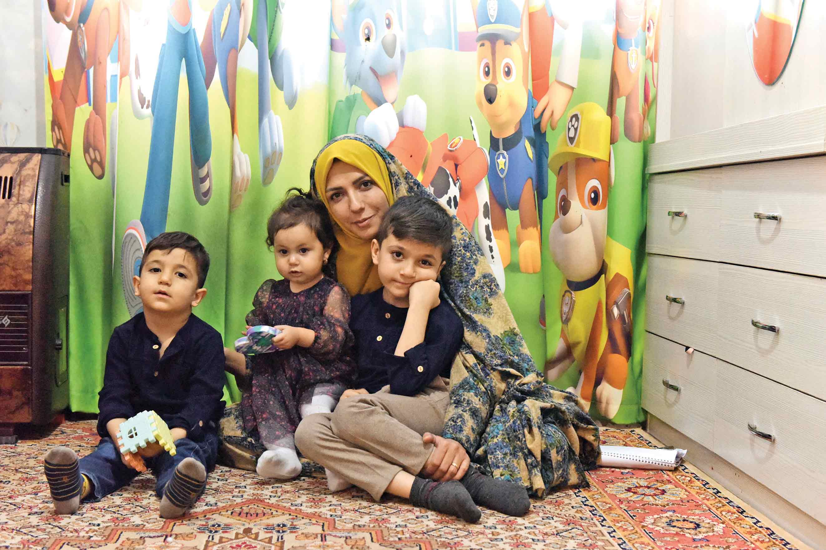 گفت‌وگو با بانویی که دانشجوی دکترای، جهادگر و مادر 3فرزند قد و نیم قد است