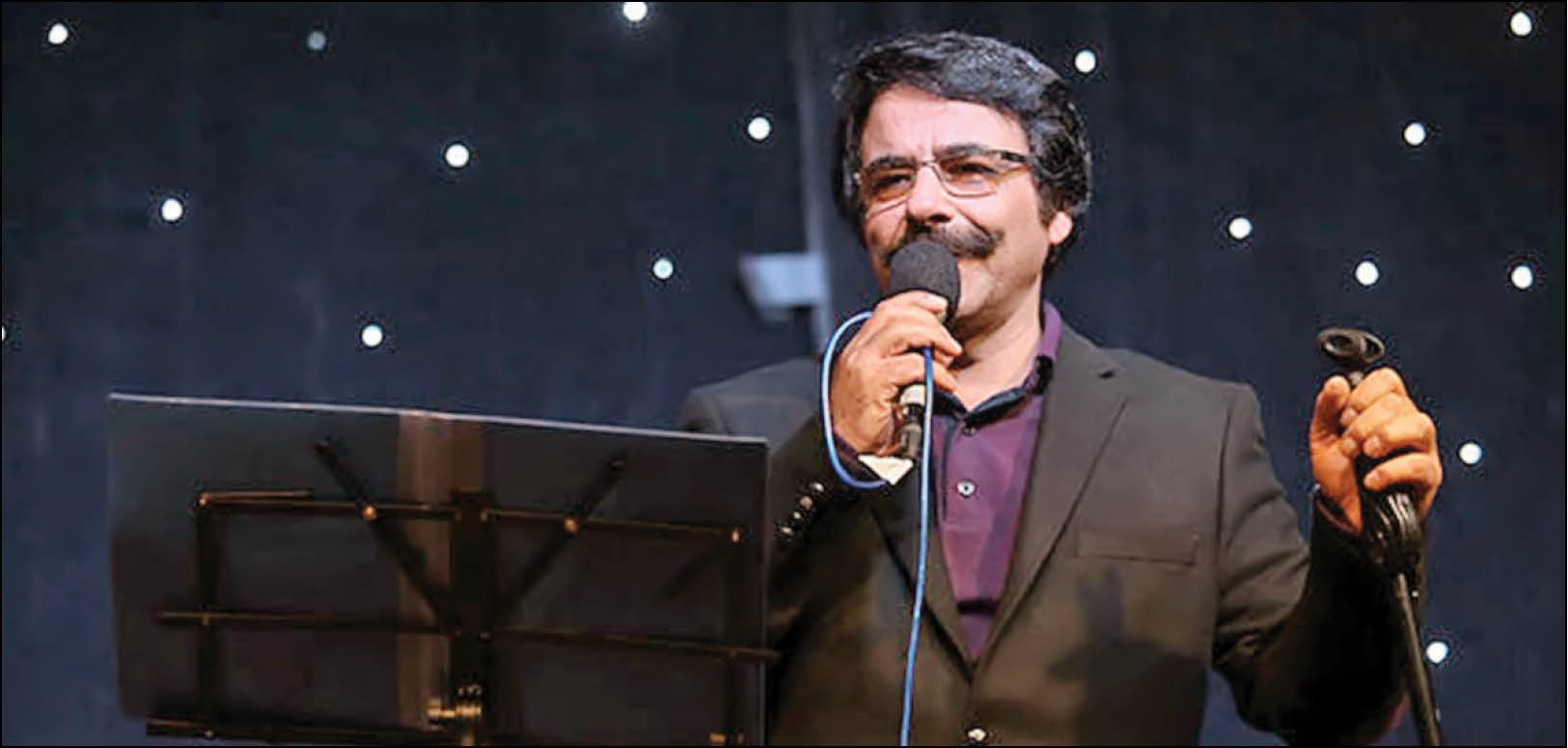 مثل حافظ تکرار نشدنی است