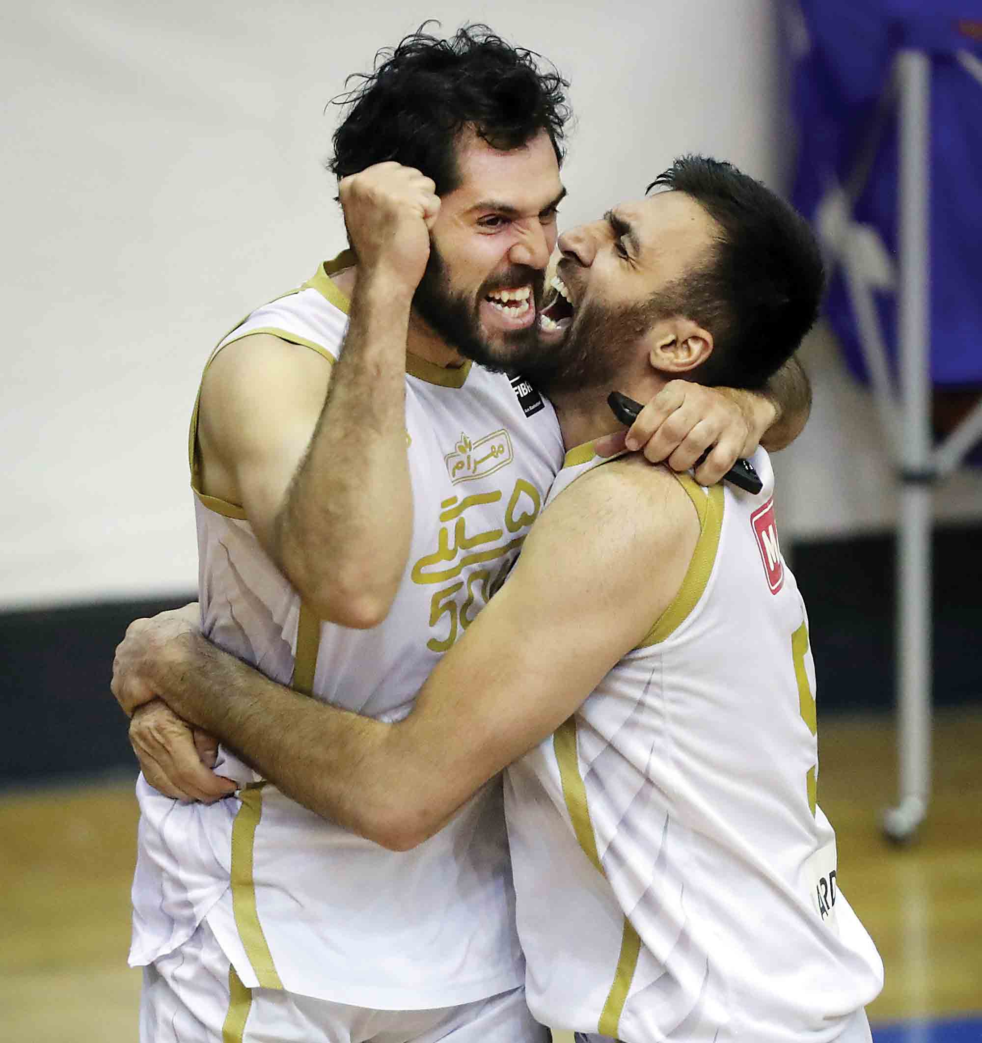 صمد وارد می‌شود؟