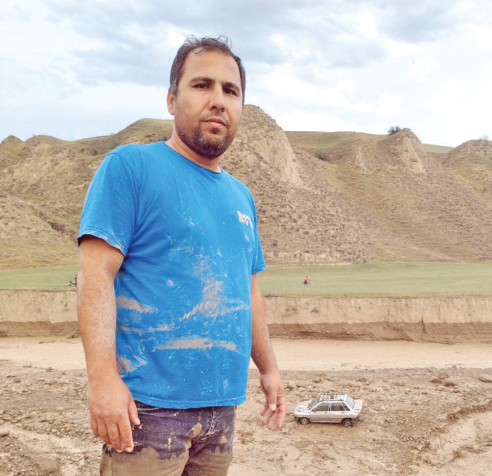 دهیار فداکار روستا