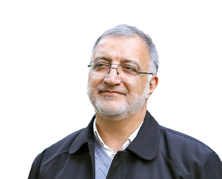 اعتلای انقلاب نیاز به همراهی دختران دارد