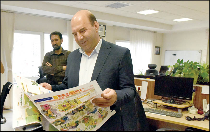 بازدید معاون شهردار از روزنامه همشهری