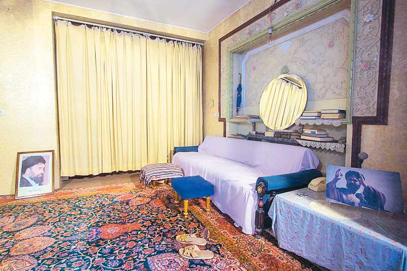 خانه ساده معمار انقلاب