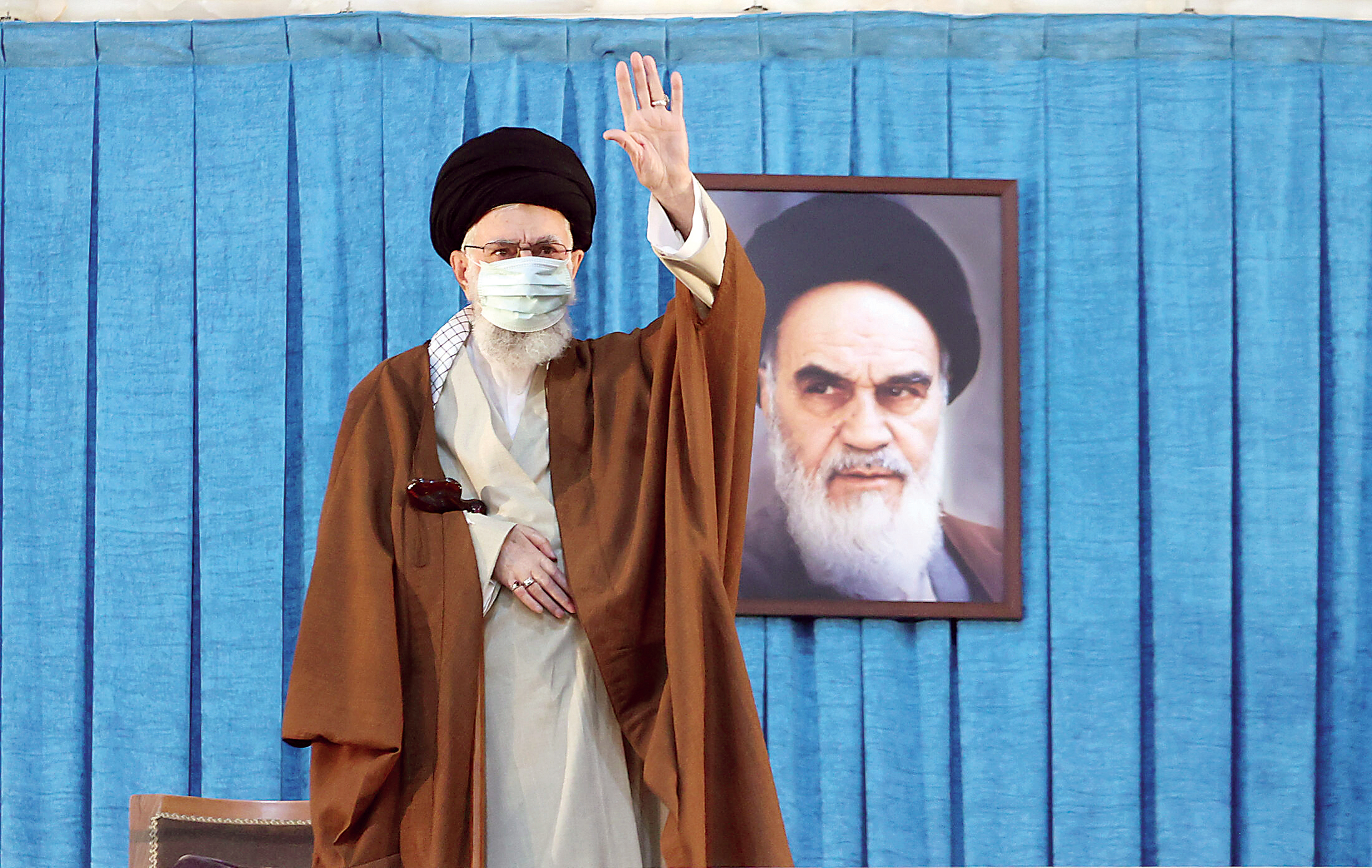 ما مخاطب رهبری هستیم؟